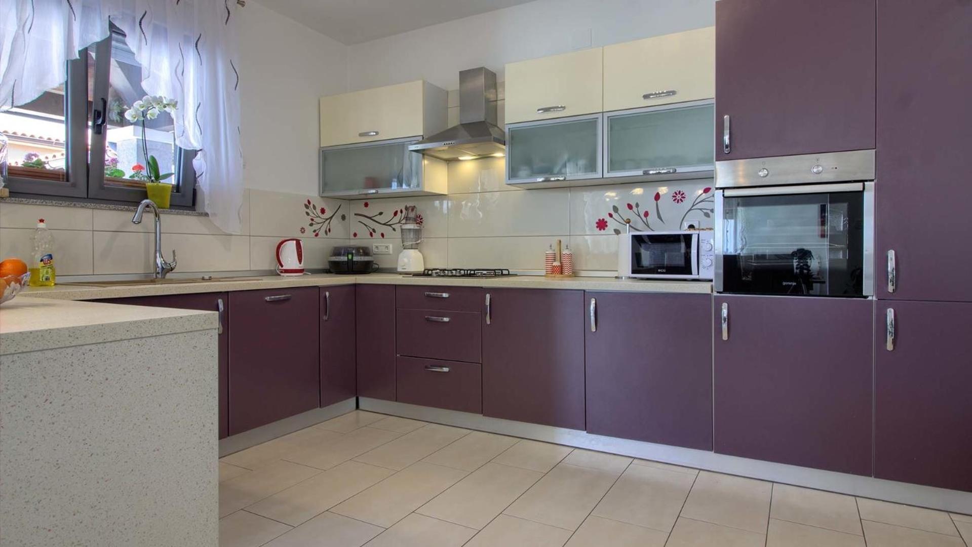 Vikendica Mit Privatpool Fuer 7 Personen Ca 130 Qm In Pula, Istrien Istrische Riviera *